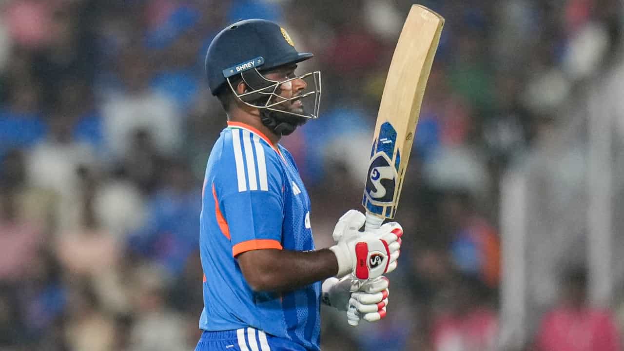 Sanju Samson: നിർണായക കളിയിൽ ഗോൾഡൻ ഡക്ക്; സഞ്ജുവിൻ്റെ ഇന്ത്യൻ കരിയർ അവസാനിക്കുന്നോ?