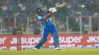 കോലിക്കും രോഹിത്തിനുമായി കൂടുതൽ ഏകദിന പരമ്പരകൾ ഒരുക്കൂ; ബിസിസിഐയോട് ആവശ്യപ്പെട്ട് മുൻതാരം