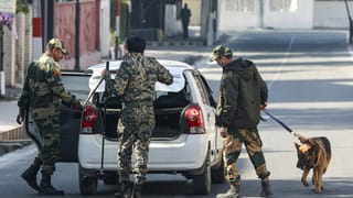 Bengaluru Woman Death: ഭാര്യയെ ശ്വാസംമുട്ടിച്ചു കൊന്ന് കെട്ടിത്തൂക്കി, സഹായിച്ചത് സുഹൃത്ത്; യുവാക്കൾ പിടിയിൽ