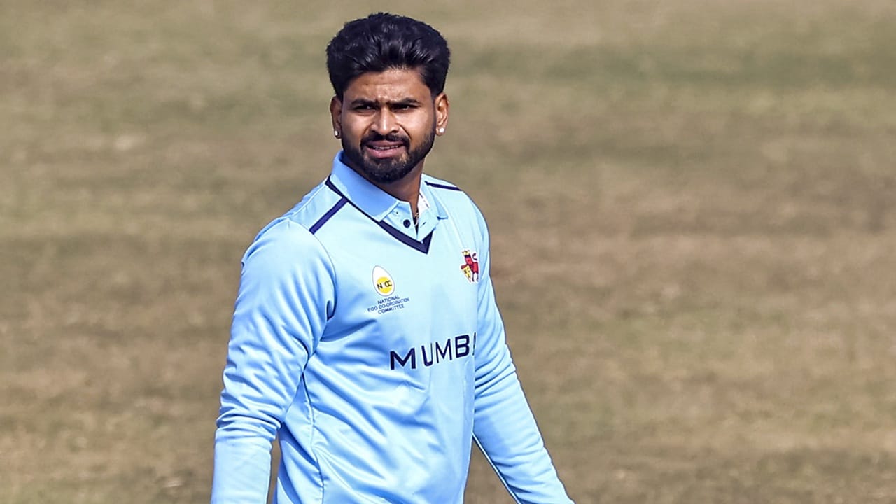 ശ്രേയസിന്റെ ക്യാപ്റ്റന്‍സിയില്‍ മുംബൈ ഏഴ് വിക്കറ്റ് ജയം നേടി. മുംബൈ 33 ഓവറില്‍ 9 വിക്കറ്റ് നഷ്ടത്തില്‍ 299 റണ്‍സ് നേടി. ഹിമാചലിന്റെ പോരാട്ടം 32.4 ഓവറില്‍ 292 റണ്‍സിന് അവസാനിച്ചു (Image Credits: PTI)