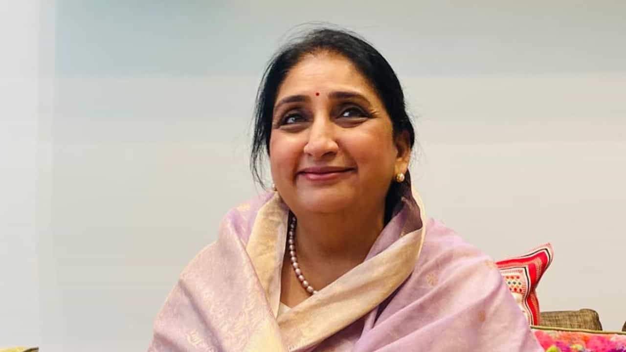 Sunetra Pawar: അജിത് പവാറിന്റെ പിന്ഗാമിയായി ഭാര്യ; സുനേത്ര മഹാരാഷ്ട്ര ഉപമുഖ്യമന്ത്രിയാകും Sunetra Pawar: അജിത് പവാറിന്റെ പിന്ഗാമിയായി ഭാര്യ; സുനേത്ര മഹാരാഷ്ട്ര ഉപമുഖ്യമന്ത്രിയാകും