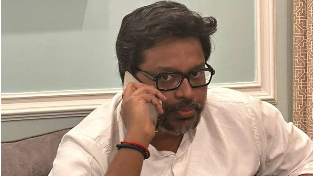 കേരളത്തില്‍ ഇപ്പോള്‍ എവിടെ തിരിഞ്ഞാലും കനഗോലു ആണ് ചര്‍ച്ചാ വിഷയം. വാര്‍ത്താ സമ്മേളനത്തില്‍ ജനങ്ങളാണ് ഞങ്ങളുടെ കനഗോലു എന്ന് മുഖ്യമന്ത്രി പിണറായി വിജയന്‍ പറഞ്ഞതോടെയാണ് ആ പേരിന് ഇത്രയേറെ പ്രാധാന്യം ലഭിച്ചത്. എന്നാല്‍ ആരാണ് കനഗോലു എന്നതിനെ കുറിച്ച് വല്ലതും അറിയാമോ? (Image Credits: Social Media and PTI)