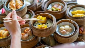 Thailand Food: തായിലാൻഡിലേക്ക് ട്രിപ്പ് പോകാൻ പ്ലാൻ ഉണ്ടോ? എങ്കിൽ തീർച്ചയായും ഈ ഭക്ഷണങ്ങൾ ഒന്ന് രുചിച്ചു നോക്കൂ...