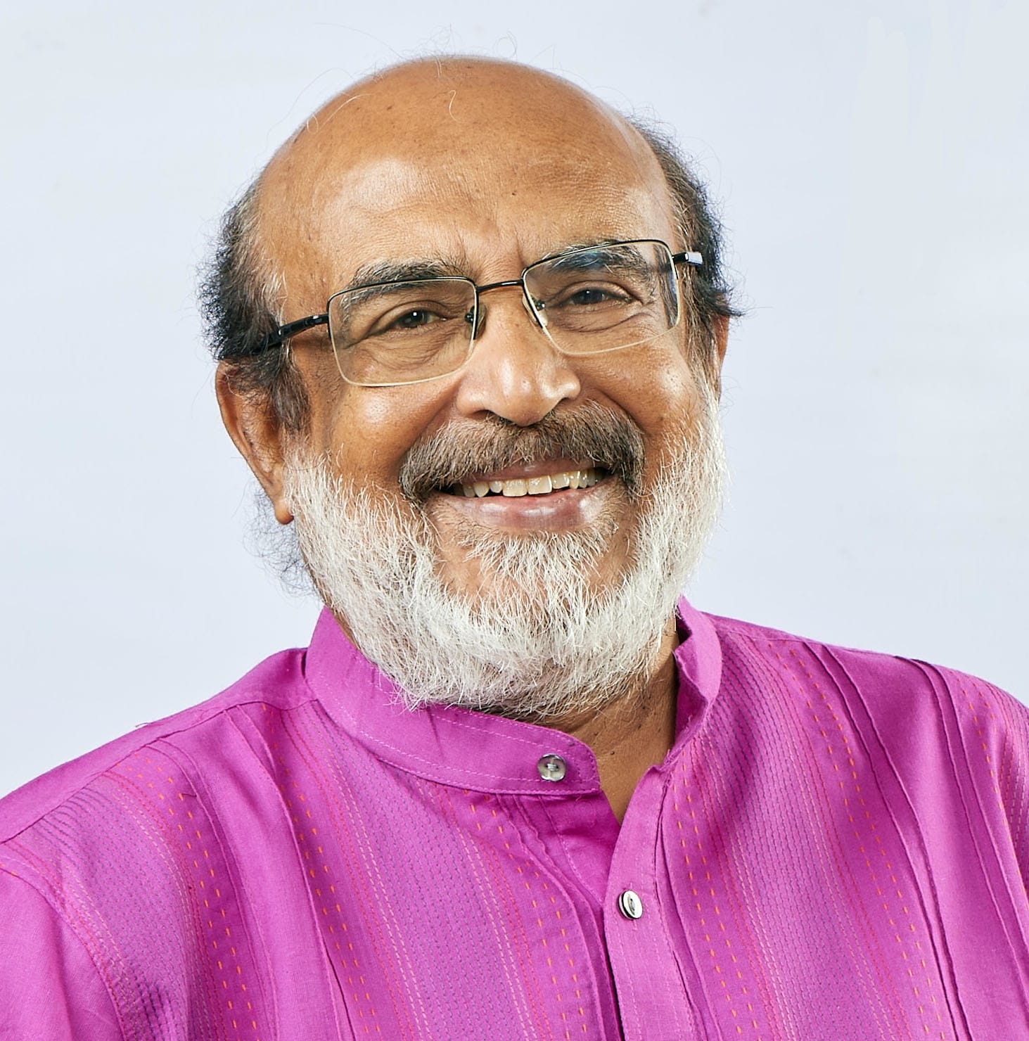 ഈ പട്ടികയിൽ രണ്ടാം സ്ഥാനത്തുള്ളത് സിപിഎം നേതാവ് തോമസ് ഐസക്കാണ്. വി എസ് അച്ചുതാന്ദൻ, ഒന്നാം പിണറായി വിജയൻ സർക്കാരിൻ്റെ ഭാഗമായി 12 തവണയാണ് തോമസ് ഐസക്ക് ബജറ്റ് അവതരിപ്പിച്ചിട്ടുള്ളത്. ഏറ്റവും ദൈർഘ്യമുള്ള ബജറ്റ് പ്രസംഗത്തിനുള്ള റെക്കോർഡും തോമസ് ഐസക്കിൻ്റെ പേരിലാണ്