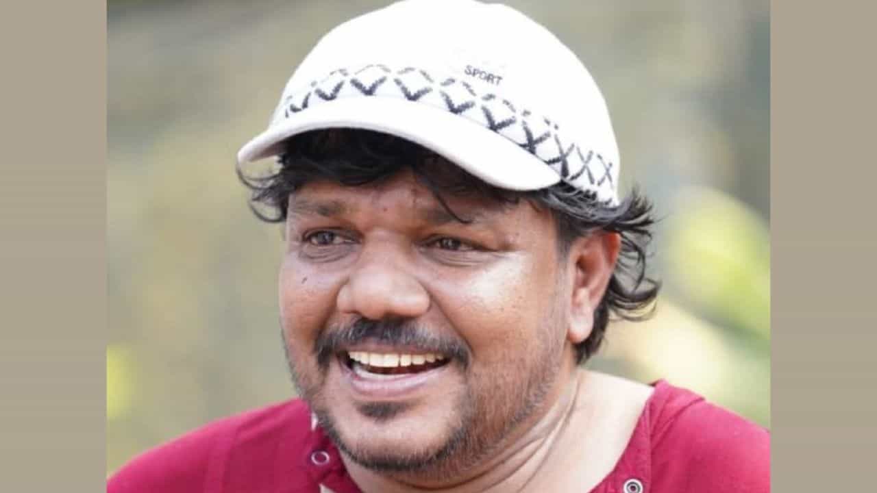 Vijesh kv demise: പ്രശസ്ത നാടക കലാകാരനും ഗാനരചയിതാവുമായ വിജേഷ് കെ വി അന്തരിച്ചു