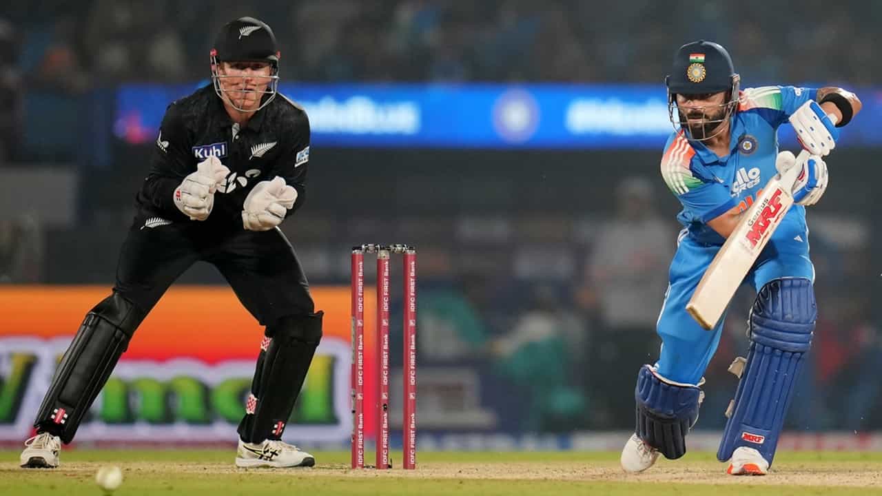 India Vs New Zealand: സെഞ്ചുറിക്ക് ഏഴ് റണ്‍സ് അകലെ വീണ് കോഹ്ലി; കീവിസിനെ തുരത്തിയോടിച്ച് ഇന്ത്യ