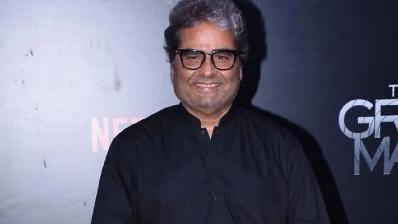 കൂടാതെ ഇന്ത്യൻ സിനിമയിലെ കാശ്മീരിലെ പ്രശ്നത്തെക്കുറിച്ച് സംസാരിച്ച ഒരു പ്രധാന ചിത്രമായി കണക്കാക്കപ്പെടുന്ന ഹൈദർ എന്ന ചിത്രം സംവിധാനം ചെയ്തതിലൂടെയും വിശാൽ ശ്രദ്ധ പിടിച്ചുപറ്റി. മികച്ച ചിത്ര തിരക്കഥയ്ക്കുള്ള ദേശീയ അവാർഡും അദ്ദേഹത്തിന് ലഭിച്ചു.(PHOTO: INSTGRAM)