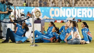 Sanju Samson: സഞ്ജു സാംസണ്‍ എന്താണ് ചെയ്യുന്നത്? വിഷ്ണു വിനോദിനെ കണ്ടുപഠിക്കൂ; വിമര്‍ശിച്ച് ആരാധകര്‍