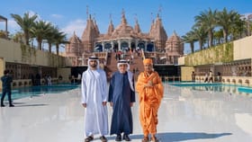 അബുദാബി ബിഎപിഎസ് മന്ദിറിനെ പ്രശംസ കൊണ്ട് മൂടി