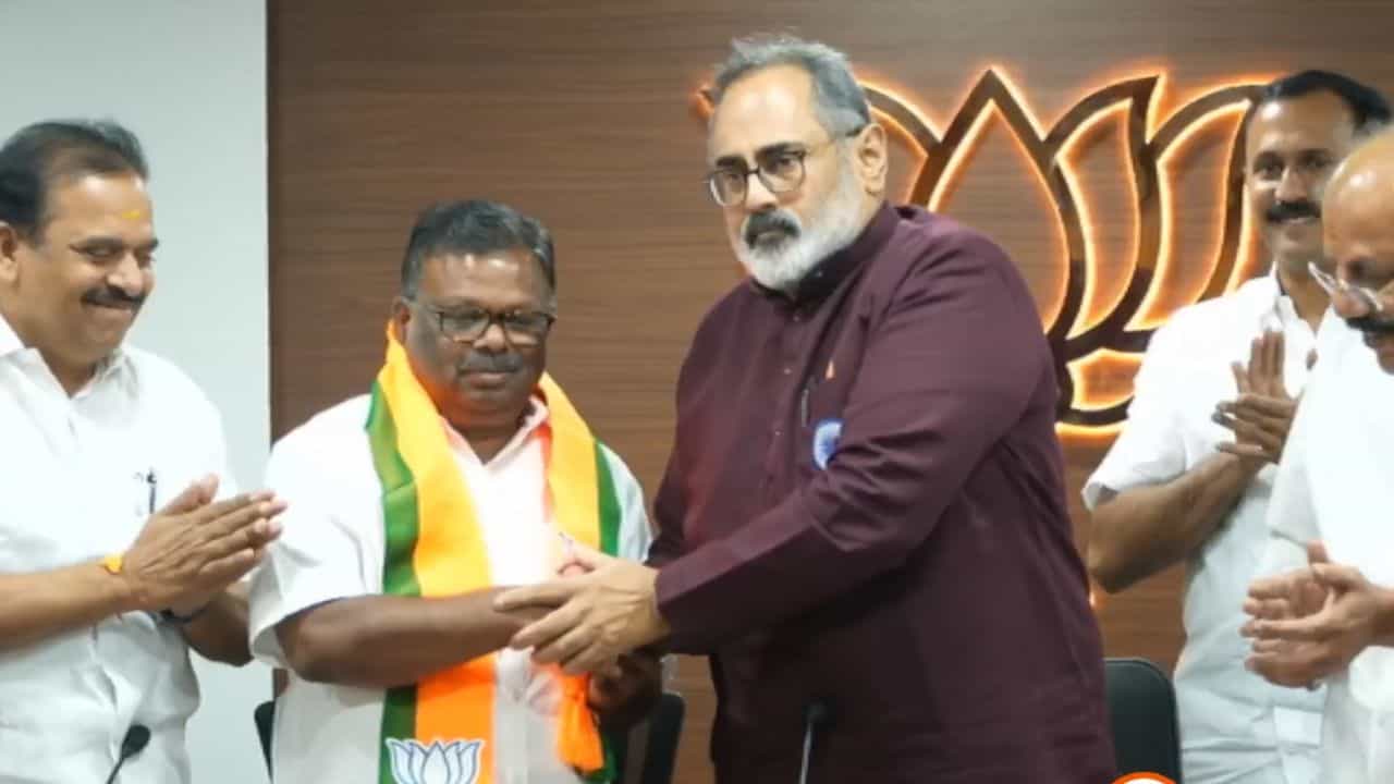 CPM MLA S Rajendran: ഉപദ്രവിക്കരുത്..! 15 വർഷം സിപിഎം എംഎൽഎ ആയിരുന്ന എസ്.രാജേന്ദ്രന്‍ ബി.ജെ.പിയില്‍