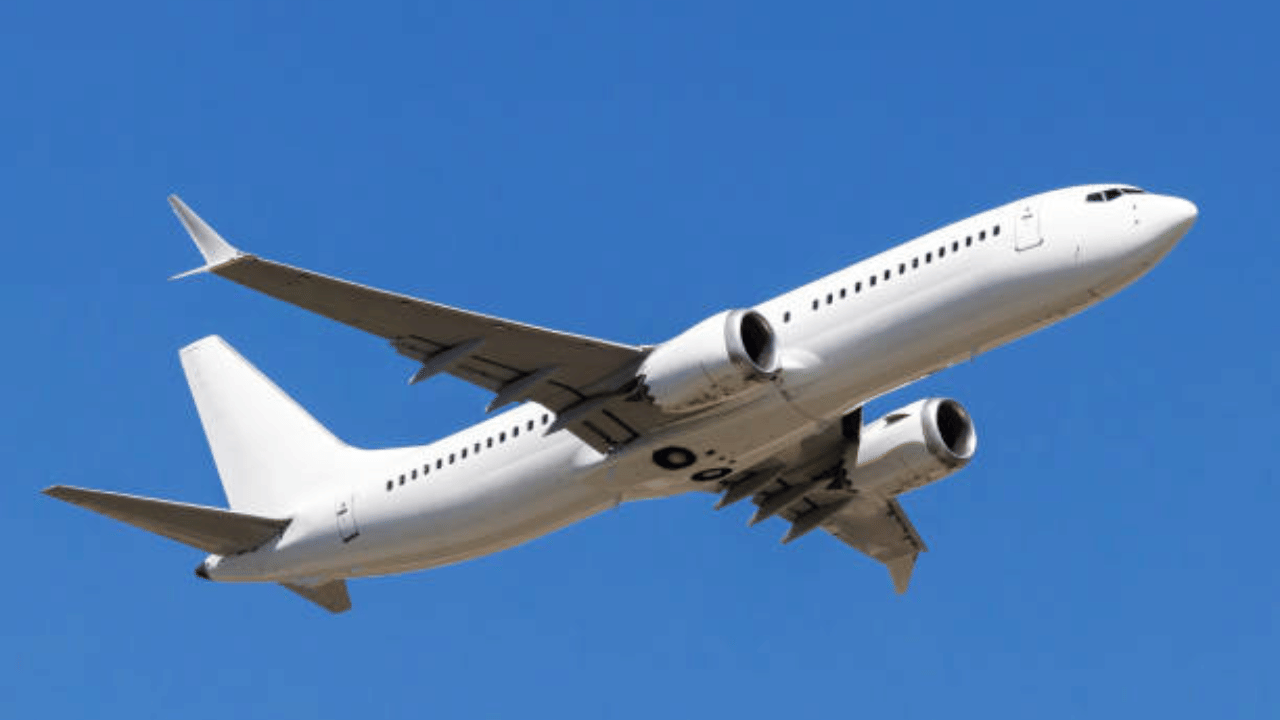 Flight Rule Change: വിമാനയാത്രയ്ക്കിടെ പവർ ബാങ്ക് ഉപയോഗിക്കരുത്, പുതിയ നിർദ്ദേശങ്ങളുമായി ഡിജിസിഎ