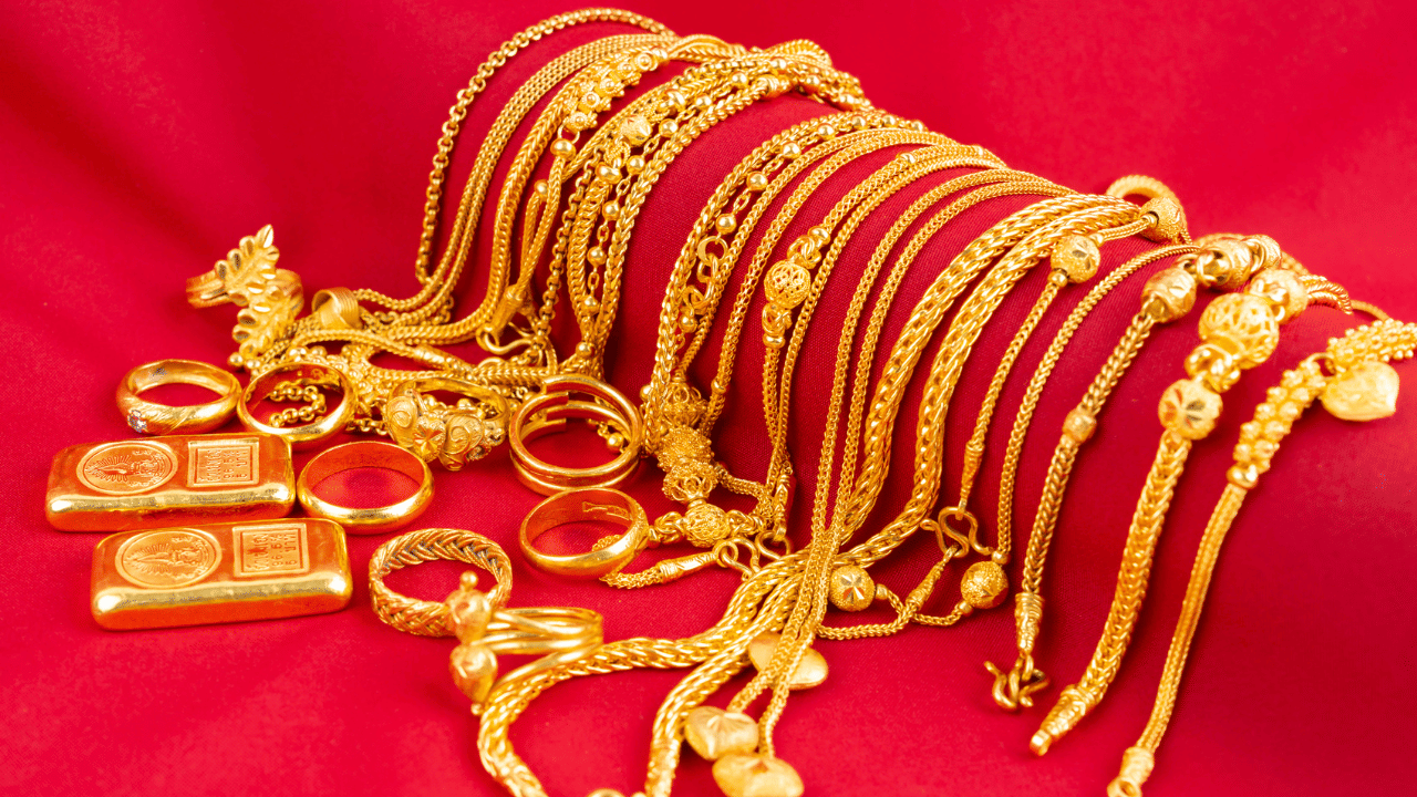 Kerala Gold Rate: സ്വര്‍ണമേ നീയൊന്ന് അടങ്ങ്; ഒടുക്കത്തെ വില, പൊന്ന് വേണ്ടെന്ന് വെച്ചേക്കൂ