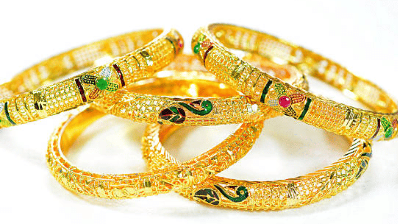 Kerala Gold Rate: കൂടി കൂടി ഇതെങ്ങോട്ടാ പൊന്നേ.... സ്വർണം ഒരു പവന് എത്ര? വെള്ളിയും മോശമല്ല!