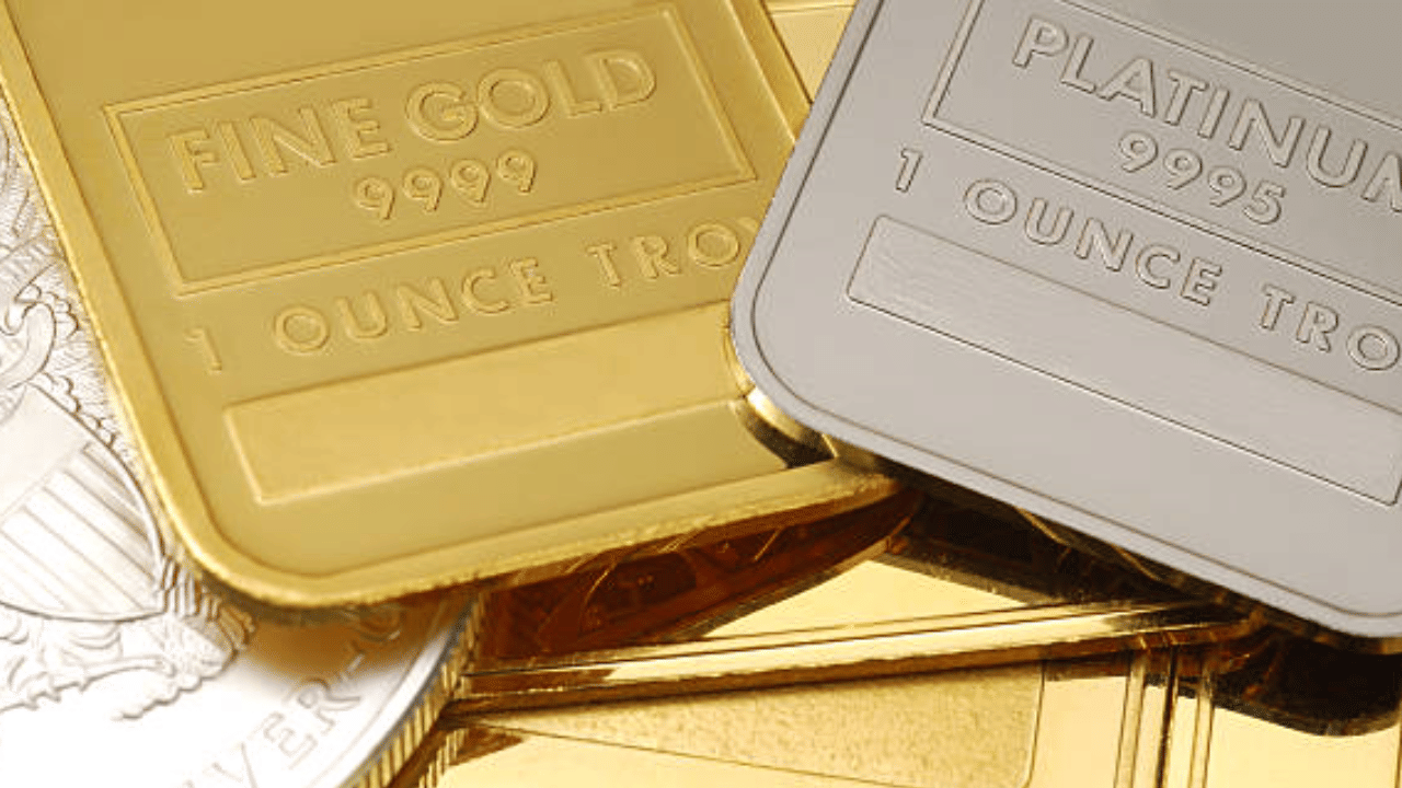 2025ല്, ലോഹ വിപണി ശ്രദ്ധേയമായ കുതിച്ചുചാട്ടമാണ് രേഖപ്പെടുത്തിയത്. വെള്ളി 207 ശതമാനം, ലിഥിയം 103 ശതമാനം, ചെമ്പ് 37 ശതമാനം, അലൂമിനിയം 19 ശതമാനം, യുറേനിയം 15 ശതമാനം, സ്വര്ണം 70 ശതമാനം എന്നിങ്ങനെ വർദ്ധിച്ചു. എന്നാൽ പ്ലാറ്റിനത്തിന് 156 ശതമാനം വർദ്ധനവാണുണ്ടായത്.