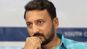 'ഒരു കുഞ്ഞ് വേണം എന്ന് രാഹുൽ നിർബന്ധിച്ചു; യുവതിയുടെ മൊഴി