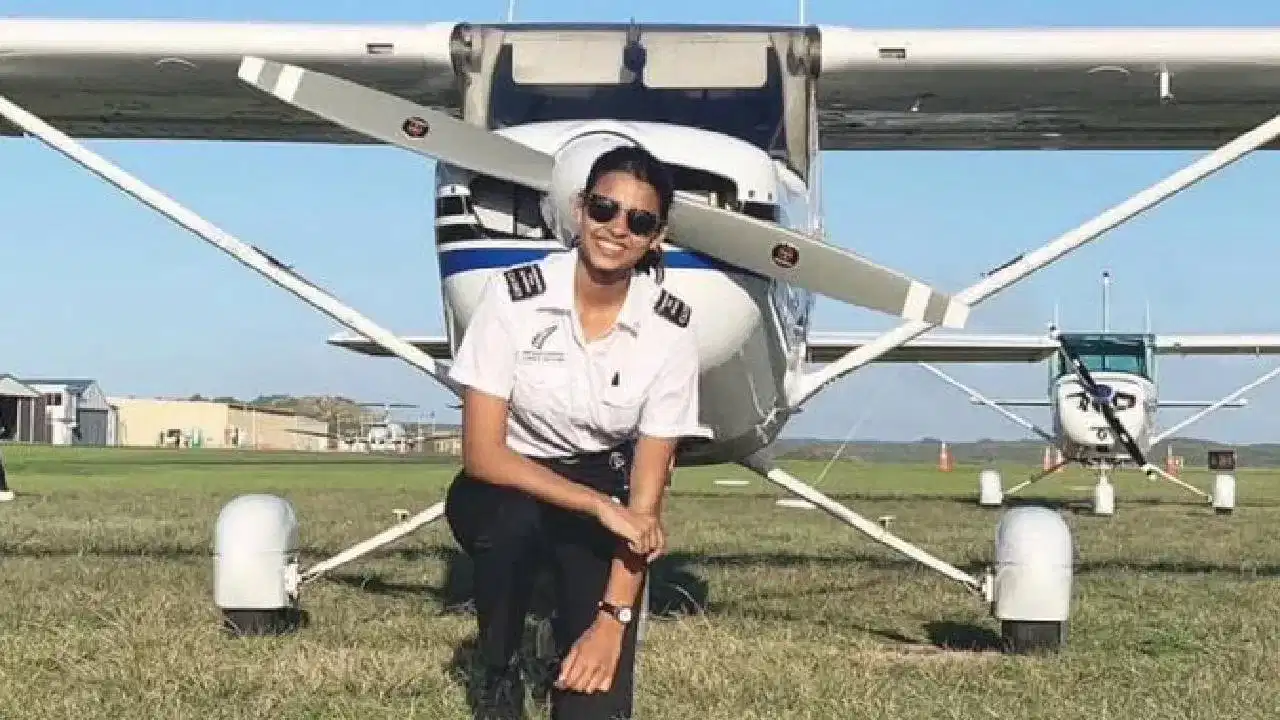 Ajit Pawars pilot Shambhavi : മരണത്തിനു മണിക്കൂറുകൾക്കു മുമ്പ് മുത്തശ്ശിക്കുള്ള അവസാന സന്ദേശം, വിങ്ങുന്ന ഓർമ്മയായി ശാംഭവി