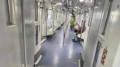 Bengaluru Metro: ട്രെയിനിൽ മാന്യമായി എങ്ങനെ യാത്രചെയ്യാം; ശല്യക്കാർക്ക് ക്ലാസെടുക്കാൻ നമ്മ മെട്രോ