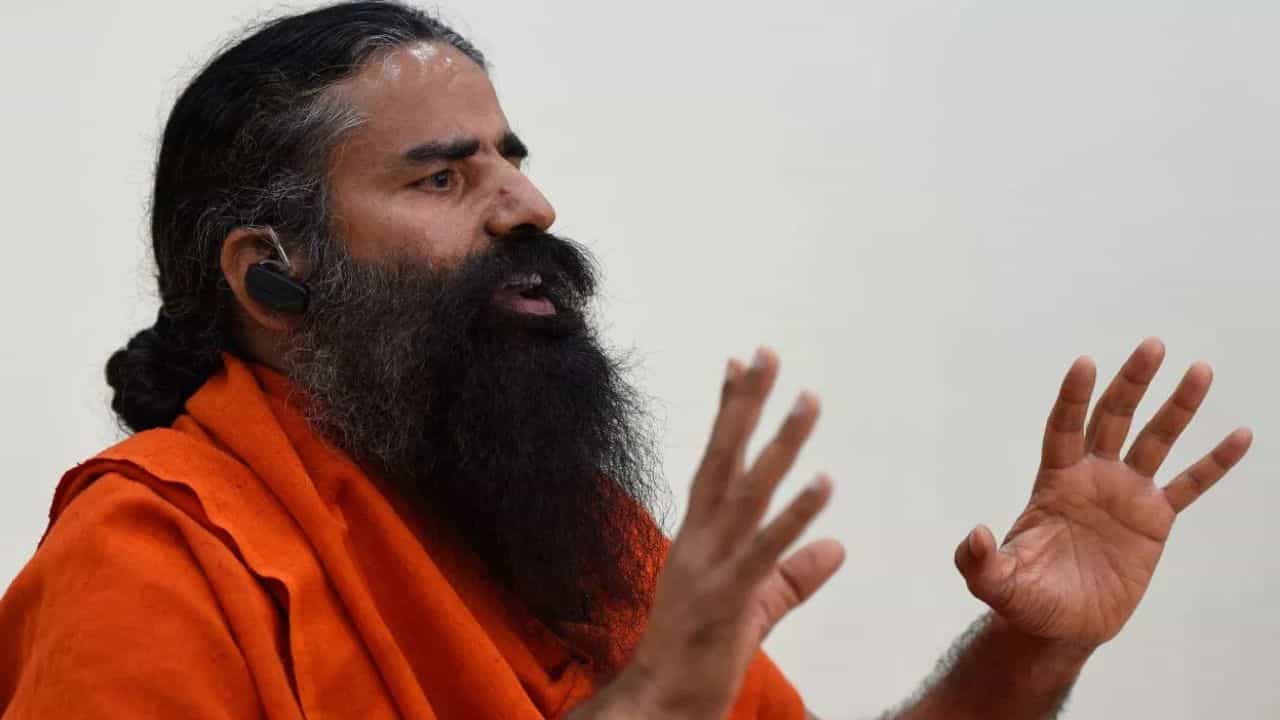 ഈ 10 പരിഹാരങ്ങൾ ഈ ശൈത്യകാലത്ത് നിങ്ങളുടെ ശരീരത്തെ ചൂടാക്കും; ബാബാ രാംദേവ് പറയുന്നത്