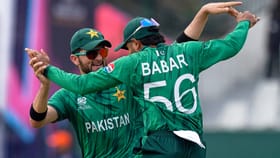 ഇതിപ്പോള്‍ എത്രാമത്തെ അഴിച്ചുപണിയാ? പാക് ടീമില്‍ വീണ്ടും