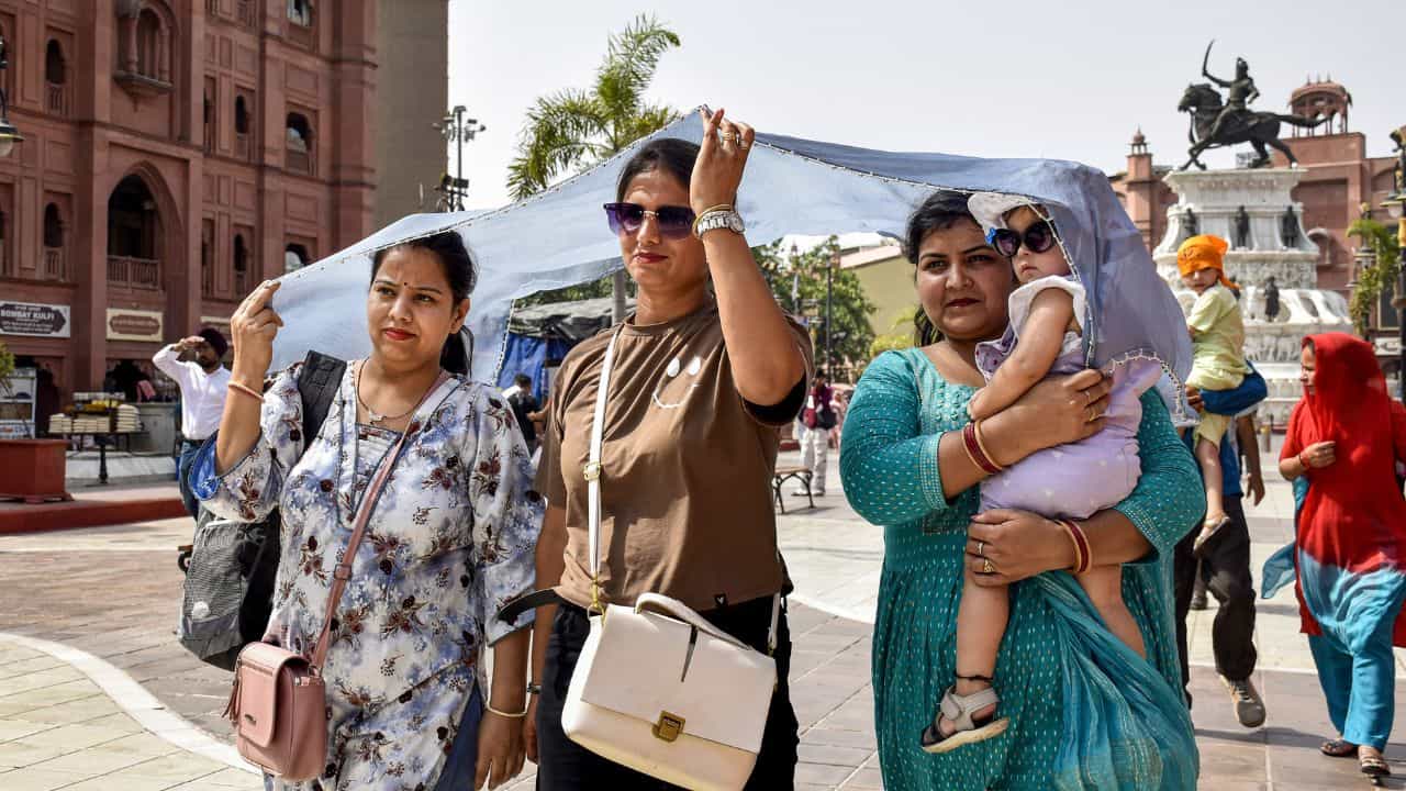 Bengaluru Weather: ചുട്ടുപൊള്ളും കുടയെടുത്തോ; ബെംഗളൂരുവില്‍ താപനില ഉയരുന്നു