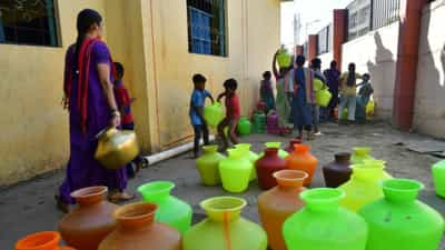 Bengaluru: ബെംഗളൂരുവിലെ വിവിധ ഭാഗങ്ങളിൽ കുടിവെള്ളവിതരണം തടസപ്പെടും; ജല ഉപയോഗം നിയന്ത്രിക്കണമെന്ന് അധികൃതർ Bengaluru: ബെംഗളൂരുവിലെ വിവിധ ഭാഗങ്ങളിൽ കുടിവെള്ളവിതരണം തടസപ്പെടും; ജല ഉപയോഗം നിയന്ത്രിക്കണമെന്ന് അധികൃതർ