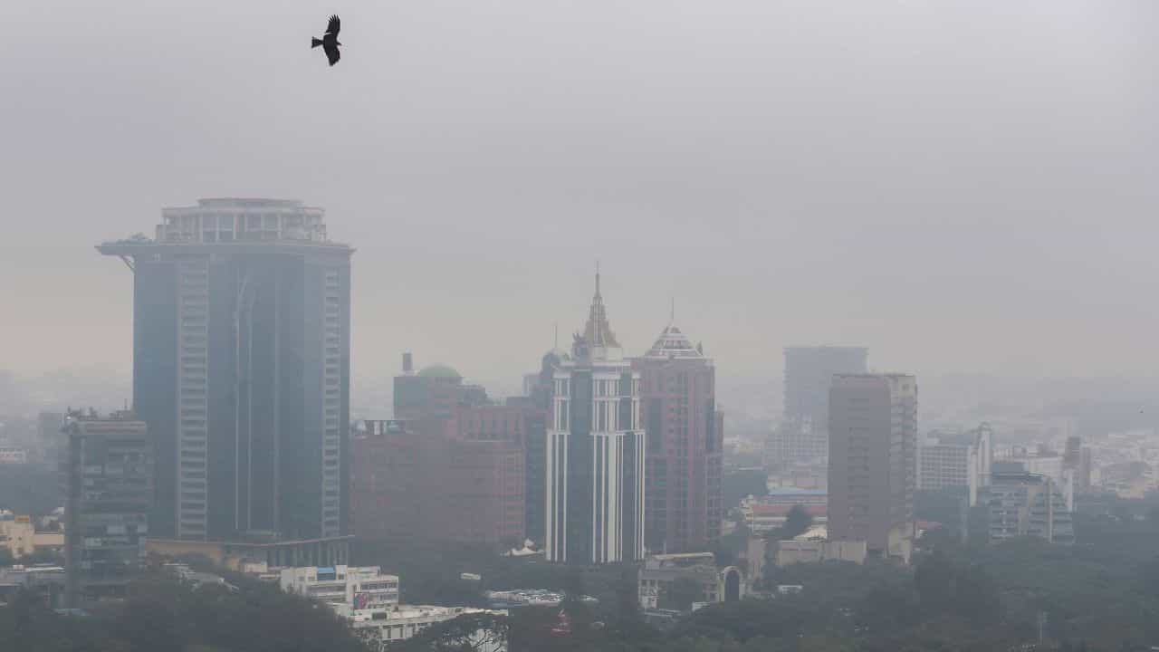 Bengaluru Weather: രാവിലെ തണുപ്പ് പിന്നെ കനത്ത ചൂട്; ബെംഗളൂരു വീണ്ടും തണുത്തുറയുമോ?