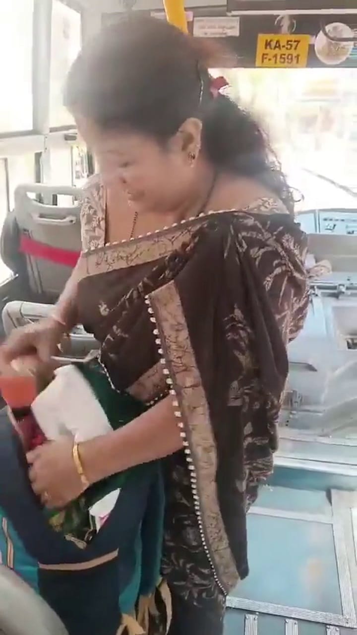 നഷ്ടപ്പെട്ടെന്ന് കരുതിയ 10 ലക്ഷത്തിന്റെ സ്വര്‍ണം തിരികെ കിട്ടി; ഇതാണ് ആനന്ദക്കണ്ണീര്‍