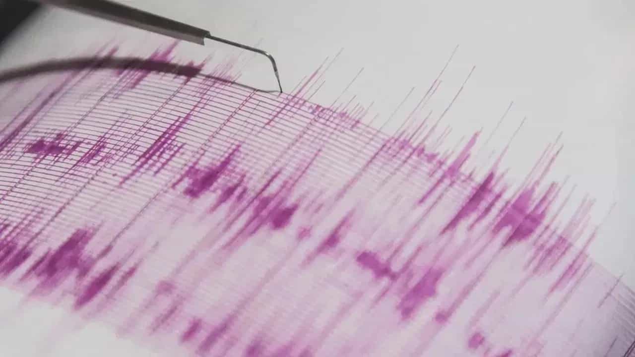 Earthquake: മ്യാന്മറില് ശക്തമായ ഭൂചലനം, 5.9 തീവ്രത! കൊല്ക്കത്തയില് പ്രകമ്പനം Earthquake: മ്യാന്മറില് ശക്തമായ ഭൂചലനം, 5.9 തീവ്രത! കൊല്ക്കത്തയില് പ്രകമ്പനം
