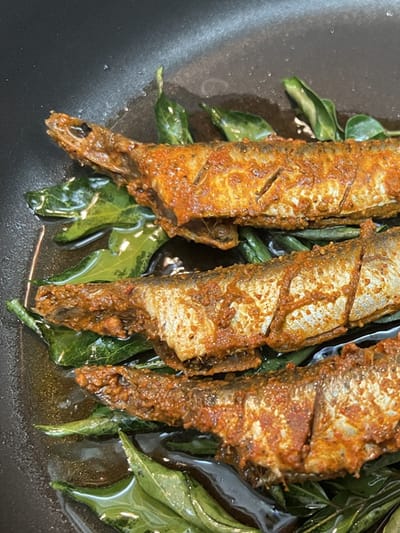 ഇങ്ങനെ ചെയ്താല്‍ മീൻ വറുക്കുമ്പോൾ കഷ്ണങ്ങൾ ഉടയില്ല