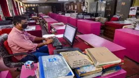 ഉദ്യോ​ഗസ്ഥർക്ക് ശനിയാഴ്ചയും വീട്ടിലിരിക്കാം, മാറ്റങ്ങൾ ഇവയെല്ലാം