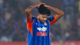 ലോകകപ്പ് തുടങ്ങും മുമ്പേ ഇന്ത്യയ്ക്ക് തിരിച്ചടി; ഹര്‍ഷിത് റാണ