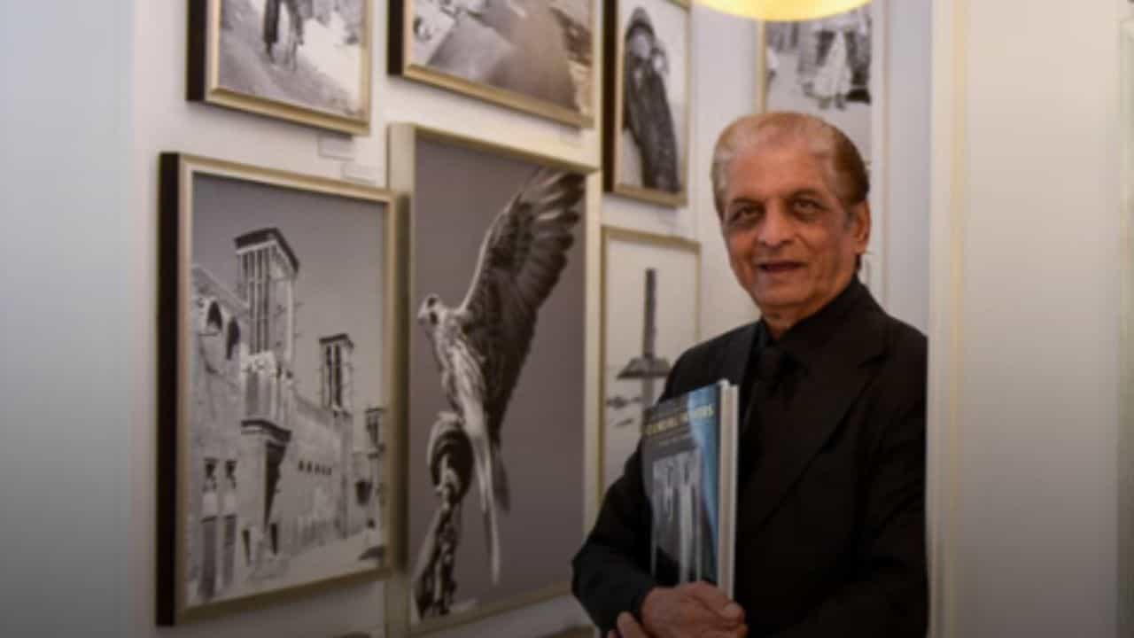 Ramesh shukla: യുഎഇയുടെ ചരിത്ര നിമിഷങ്ങൾ ലോകത്തിന് മുന്നിലെത്തിച്ച വിഖ്യാത ഇന്ത്യൻ ഫോട്ടോഗ്രാഫർക്ക് വിട Ramesh shukla: യുഎഇയുടെ ചരിത്ര നിമിഷങ്ങൾ ലോകത്തിന് മുന്നിലെത്തിച്ച വിഖ്യാത ഇന്ത്യൻ ഫോട്ടോഗ്രാഫർക്ക് വിട