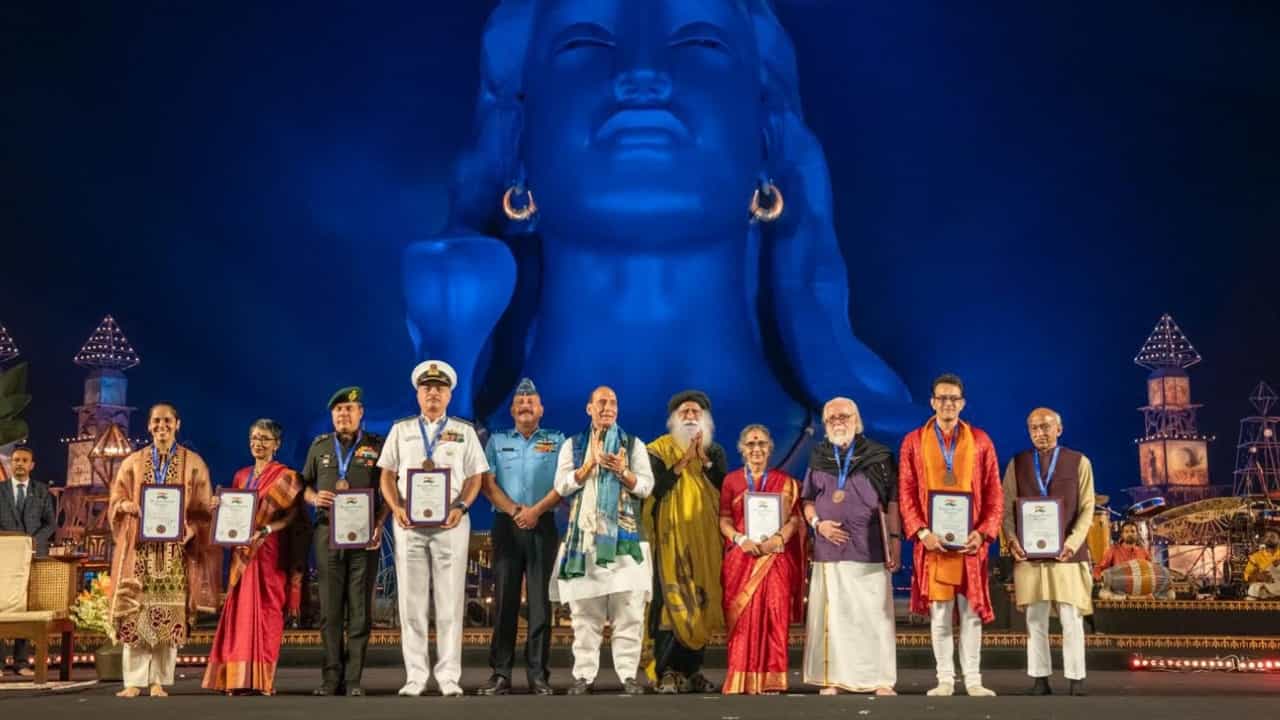 ആത്മീയ പൈതൃകം വിളിച്ചോതി ഈഷ യോഗയിൽ ശിവരാത്രി ആഘോഷങ്ങൾ