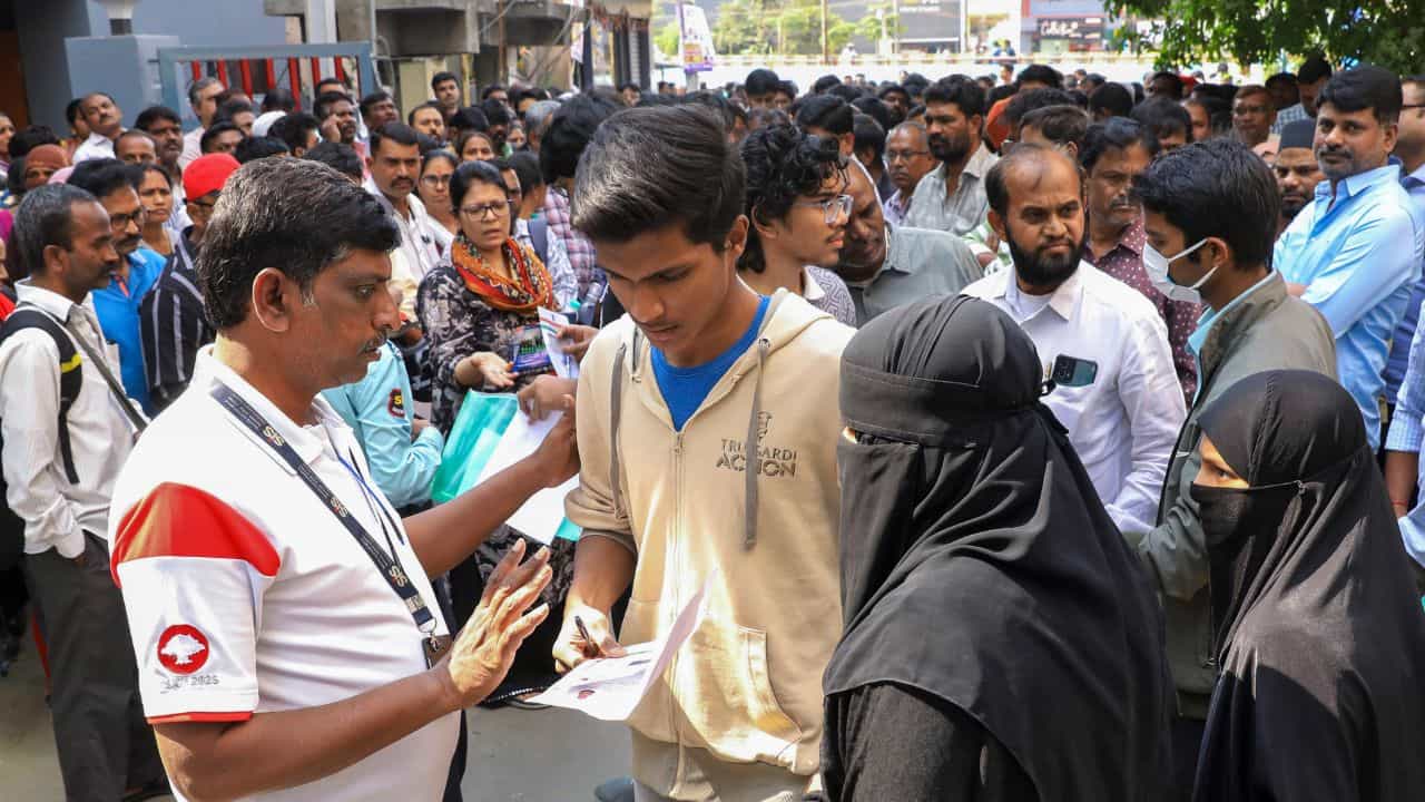 JEE Main 2026: ജെഇഇ മെയിൻ 2026: അപേക്ഷയിൽ തെറ്റുപറ്റിയോ? തിരുത്താൻ ഇതാ അവസാന അവസരം