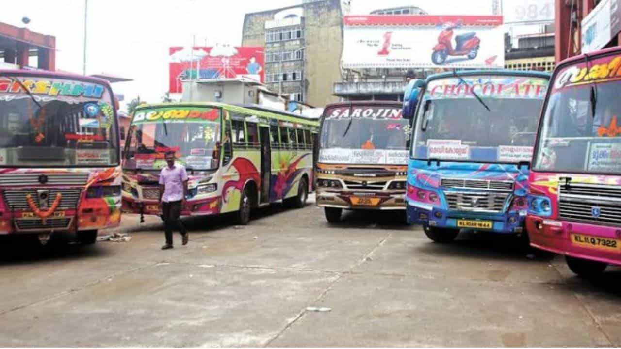 Kannur Private Bus Strike: യാത്രക്കാർ വലയും! കണ്ണൂർ ജില്ലയിൽ ഇന്ന് സ്വകാര്യ ബസ് പണിമുടക്ക്; പ്രതിഷേധം അണ്ടർ പാസിനായി