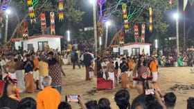 കളിക്ക് അങ്ങോട്ട്, ആ അങ്ങനെ തന്നെ;കുട്ടിച്ചാത്തന്‍ തെയ്യത്തിന്...