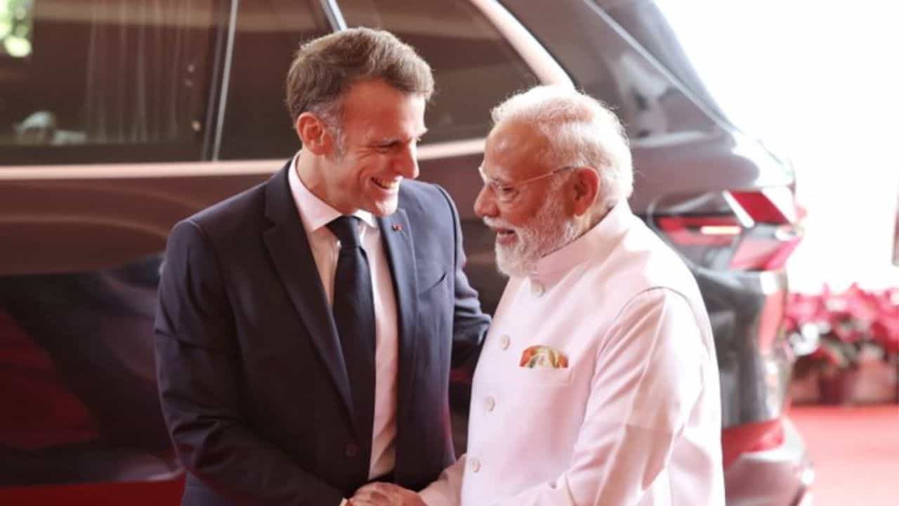 Emmanuel Macron India Visit: മാക്രോണിന് മുംബൈ ഇഷ്ടപ്പെട്ടു! പ്രസിഡന്റിനെ കണ്ട് മോദി