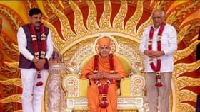 മഹന്ത് സ്വാമി മഹാരാജിന്റെ 92-ാം ജന്മദിനാഘോഷം: വഡോദരയിൽ ആഘോഷങ്ങള്‍ ഗംഭീരം; ഗിന്നസ് റെക്കോർഡ് നേട്ടവുമായി ബിഎപിഎസ്