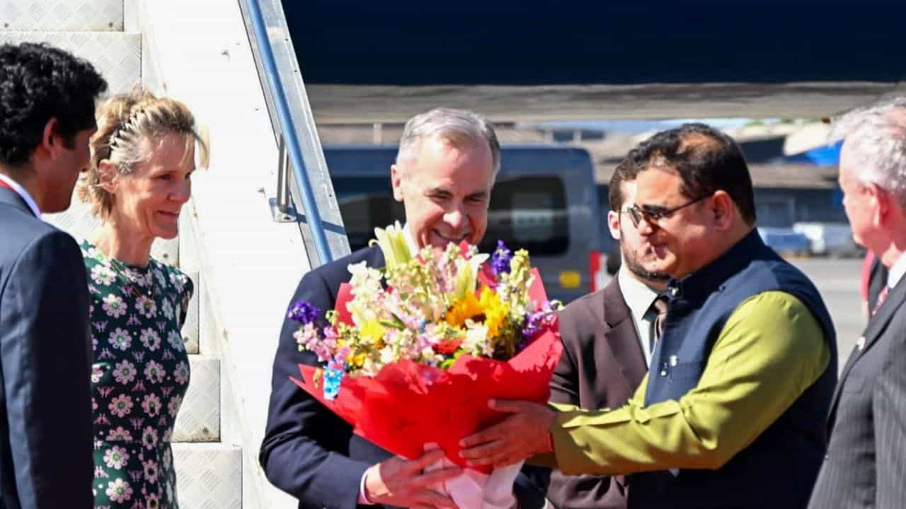 Mark Carney: യുറേനിയം മുതല് എഐ വരെ ചര്ച്ചയാകും; കനേഡിയന് പ്രധാനമന്ത്രി ഇന്ത്യയില് Mark Carney: യുറേനിയം മുതല് എഐ വരെ ചര്ച്ചയാകും; കനേഡിയന് പ്രധാനമന്ത്രി ഇന്ത്യയില്