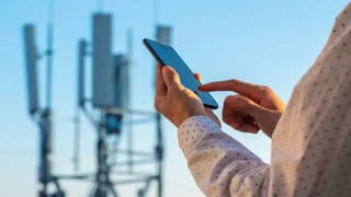 Honor X80: 13,000 രൂപക്ക്, ഭീമാകാരൻ ബാറ്ററിയുള്ള ഫോൺ, കയ്യിലൊതുങ്ങും