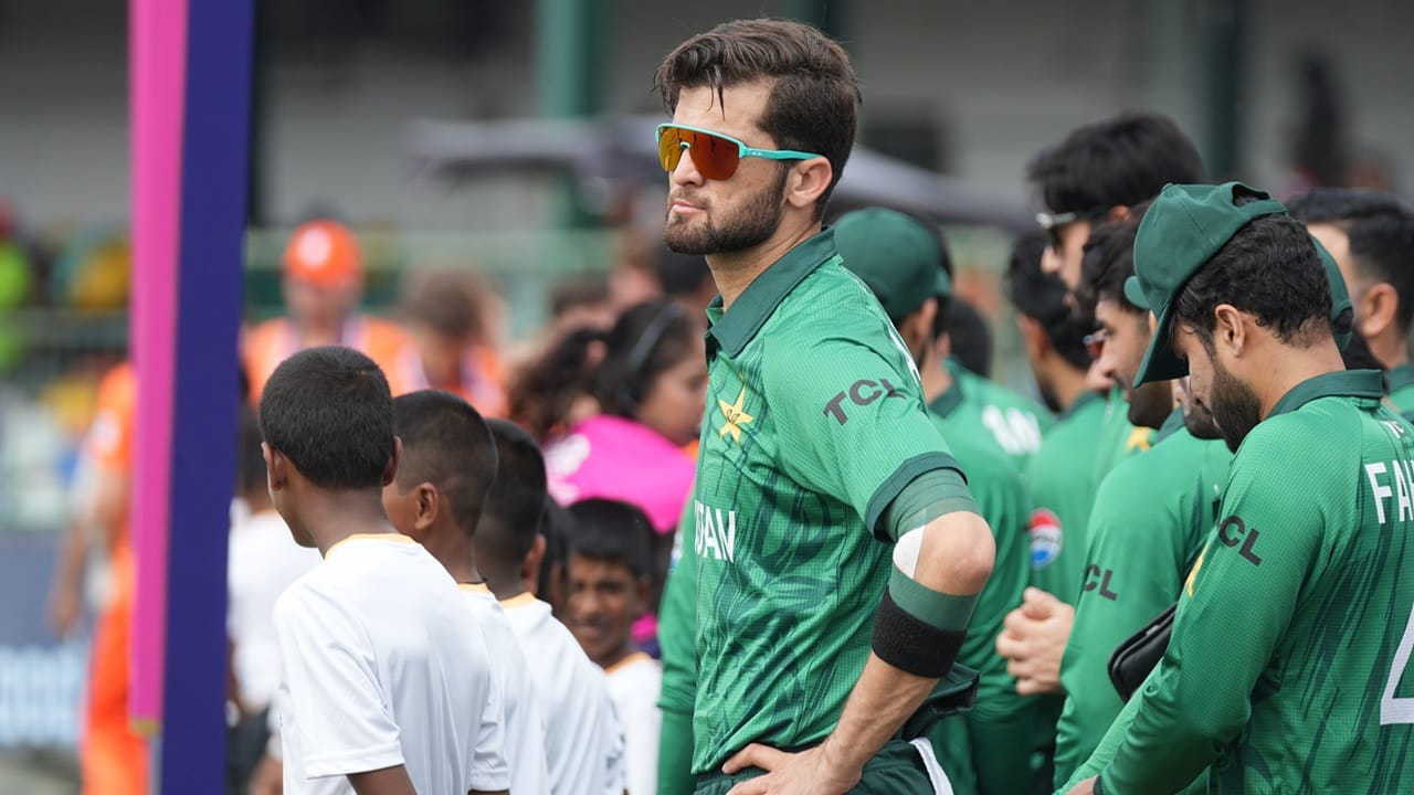 ഞായറാഴ്ച അഞ്ച് മണിക്കൂറിലധികം കൂടിക്കാഴ്ച നീണ്ടുനിന്നു. തുടര്‍ന്ന് ഐസിസി ചെയര്‍മാന്‍ ഇമ്രാന്‍ ഖ്വാജ ദുബായിലെ ബോര്‍ഡ് ആസ്ഥാനത്തേക്ക് മടങ്ങി. ഐസിസി എന്ത് തീരുമാനിച്ചാലും ഇന്ത്യൻ ക്രിക്കറ്റ് ബോർഡ് അത് പാലിക്കുമെന്ന് ബിസിസിഐ വൈസ് പ്രസിഡന്റ് രാജീവ് ശുക്ല പറഞ്ഞു (Image Credits: PTI).