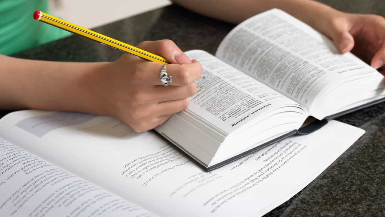 Kerala SSLC 2026: സോഷ്യൽ സയൻസിലെ വർഷങ്ങൾ ഇനി മറക്കില്ല!; പഠിക്കാം ഈ മാജിക് ട്രിക്കിലൂടെ Kerala SSLC 2026: സോഷ്യൽ സയൻസിലെ വർഷങ്ങൾ ഇനി മറക്കില്ല!; പഠിക്കാം ഈ മാജിക് ട്രിക്കിലൂടെ