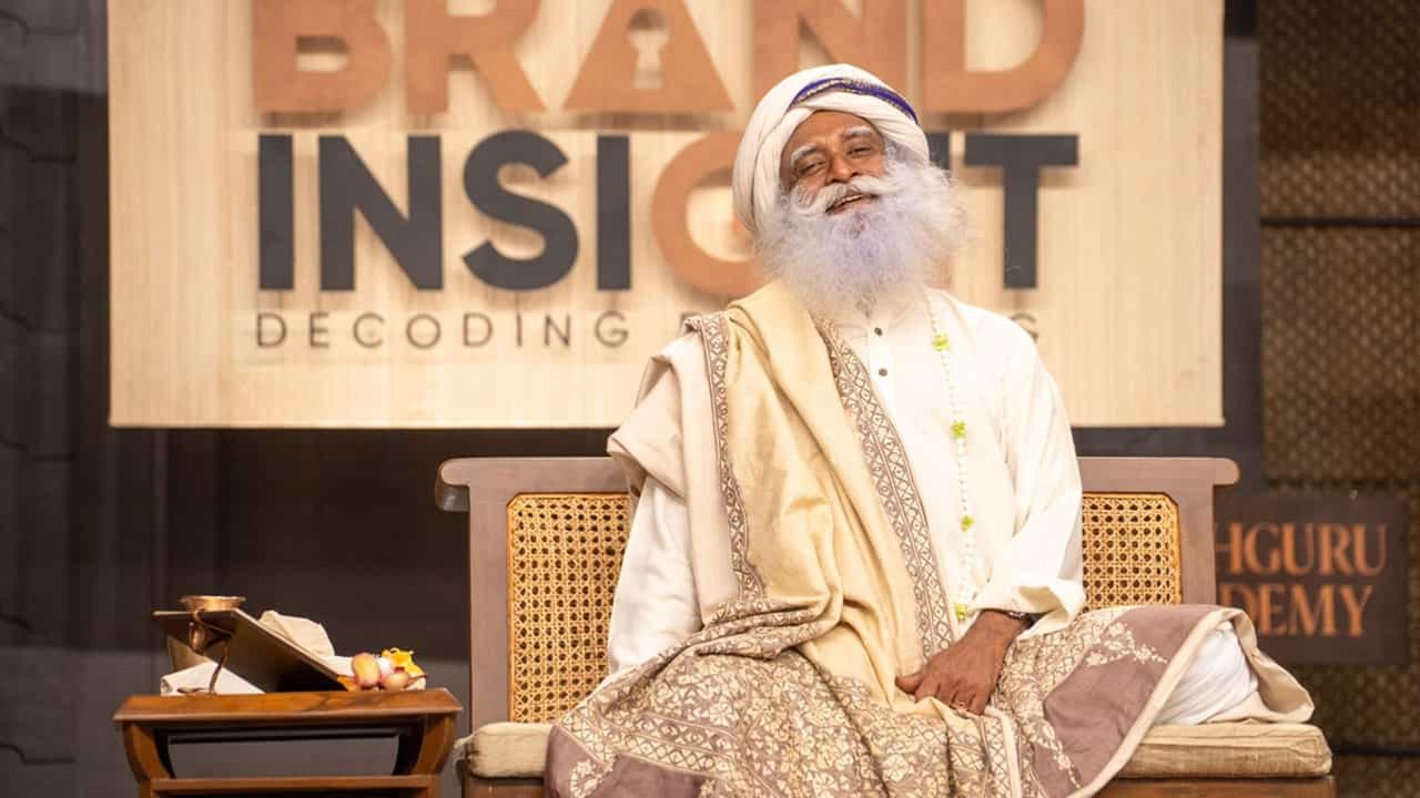 മെയ്ഡ് ഇന്‍ ഭാരത് എന്നത് ലോകത്തിലെ ഏറ്റവും മികച്ചതാകണം; ബിസിനസ്സ് പ്രമുഖരോട് സദ്ഗുരു