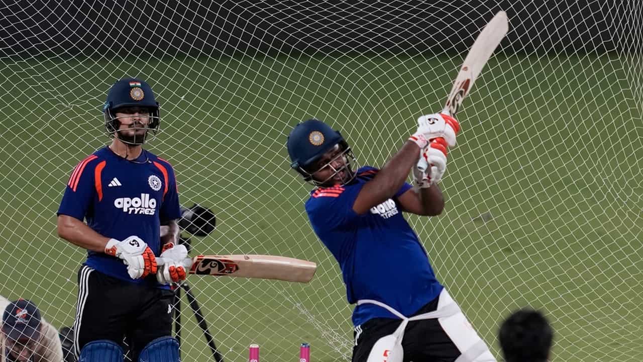 Sanju Samson: സഞ്ജു സാംസണ്‍ സ്ഥാനം ഉറപ്പിച്ചു, പുറത്തുപോകുന്നത് അഭിഷേകോ? ടീമിന് മുന്നില്‍ പല വഴികള്‍