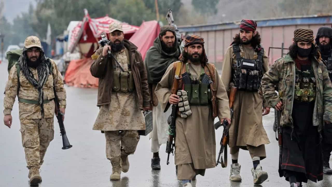 കൊല്ലപ്പെട്ടത് സ്ത്രീകളും കുട്ടികളും; ശരിയായ സമയത്ത് തിരിച്ചടി ഉറപ്പ്, വ്യോമാക്രമണത്തോട് താലിബാൻ