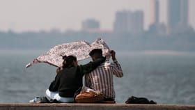 Valentine’s Day 2026 : ഒട്ടും സമയമില്ല, വേഗം ബുക്ക് ചെയ്തോളൂ! വാലൻ്റൈൻസ് ദിനം ആഘോഷിക്കാൻ പറ്റിയ റോമാൻ്റിക് സ്ഥലങ്ങൾ ഇതാ