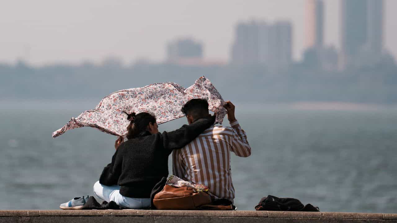 Valentines Day 2026 : ഒട്ടും സമയമില്ല, വേഗം ബുക്ക് ചെയ്തോളൂ! വാലൻ്റൈൻസ് ദിനം ആഘോഷിക്കാൻ പറ്റിയ റോമാൻ്റിക് സ്ഥലങ്ങൾ ഇതാ