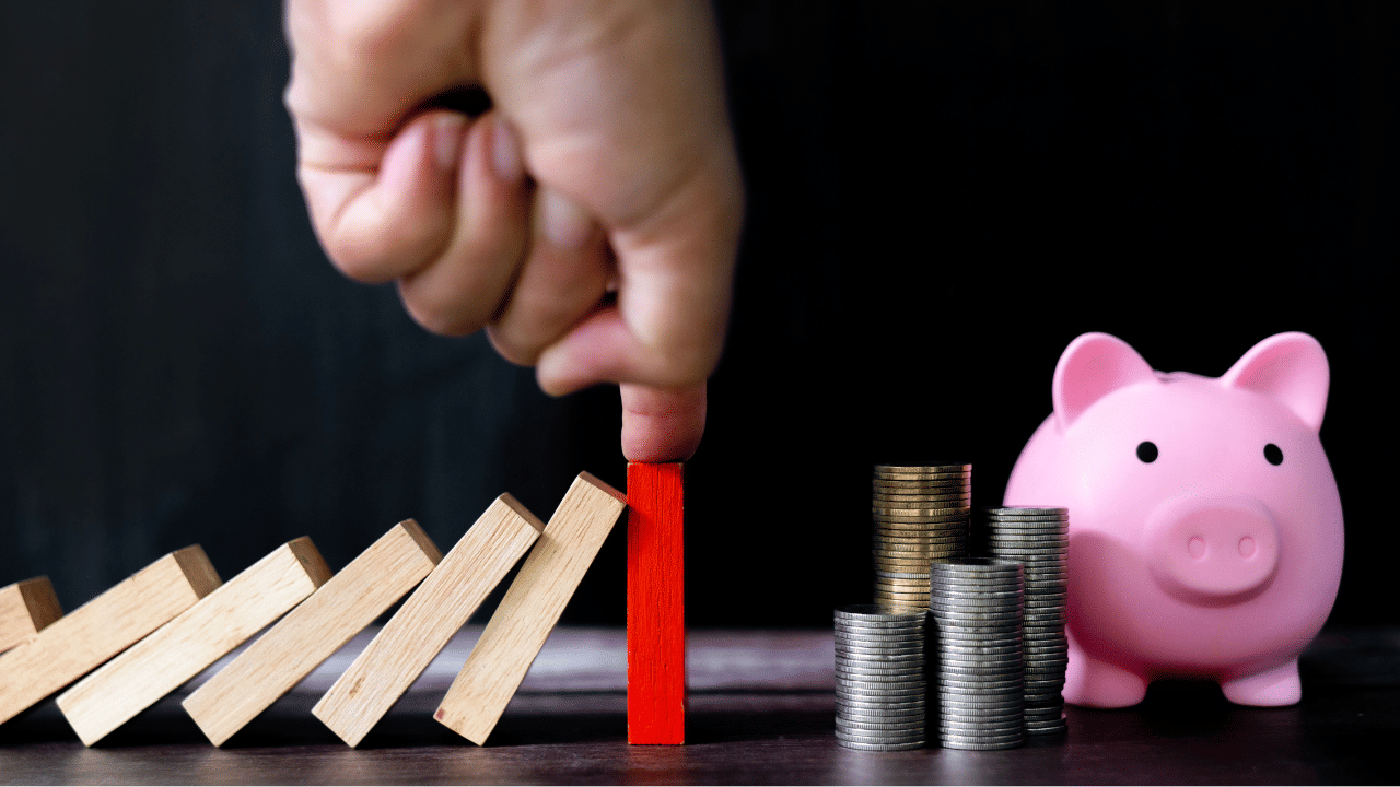 Financial stability: 30-കളിൽ എത്തിയോ? സാമ്പത്തിക സുരക്ഷിതത്വത്തിന് ഈ കാര്യങ്ങൾ മറക്കരുത്