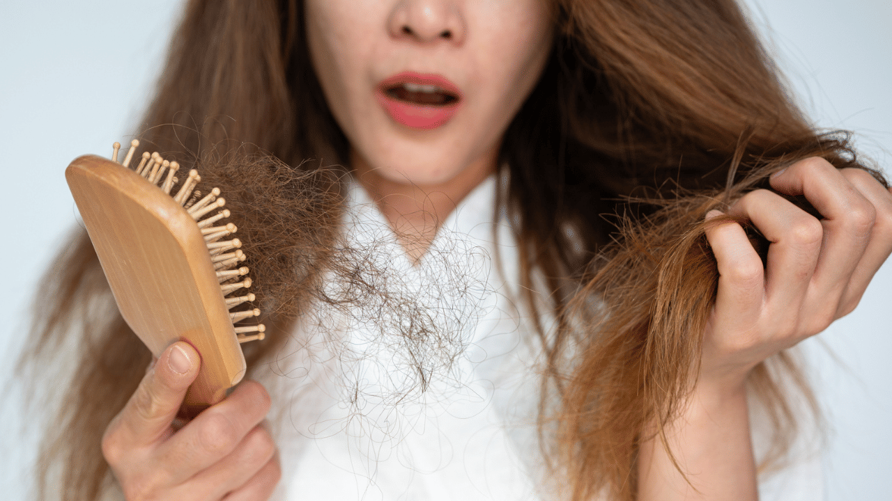 Hair Care: ചൂടുകാലത്ത് മുടിക്കൊഴിച്ചിൽ കൂടുന്നോ? പരിഹാരം ഉണ്ട്!
