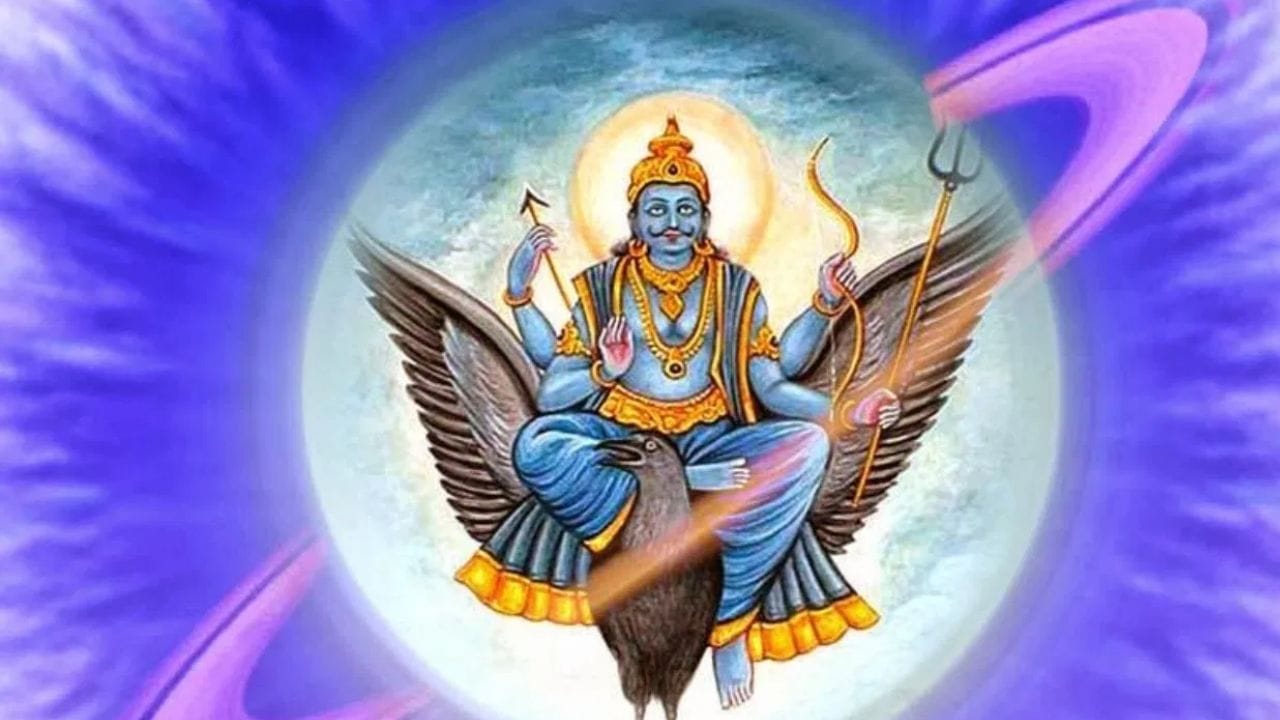 കൂടാതെ എള്ള് തിരി കത്തിക്കുന്നതും ശനിയുടെ ദോഷഫലങ്ങൾ കുറയ്ക്കുവാൻ നല്ലതാണ്. കൂടാതെ ശനി ഭഗവാന് പ്രിയപ്പെട്ട നിവേദ്യമാണ് എള്ളു പായസം.ഇത് സമർപ്പിക്കുക.ശനിദോഷത്തിന് ഏറ്റവും പ്രധാനപ്പെട്ട വഴിപാടായ നീരാജനം നടത്തുക. ഒരു തേങ്ങ മുറിച്ച് അതിൽ എള്ളെണ്ണ ഒഴിച്ച് കറുത്ത തുണിയിൽ എള്ളുകെട്ടി തിരിയിട്ട് കത്തിക്കുന്നതാണ് ഈ ചടങ്ങ്. ശനിയാഴ്ചകളിൽ ഇത് ചെയ്യുന്നത് ഉത്തമമാണ്. ഭഗവാന് നീല നിറത്തിലുള്ള പൂക്കൾ, പ്രത്യേകിച്ച് ശംഖുപുഷ്പം കൊണ്ട് പുഷ്പാഞ്ജലി നടത്തുന്നത് ദോഷശമനത്തിന് സഹായിക്കും.(PHOTO: TV9 NETWORK)